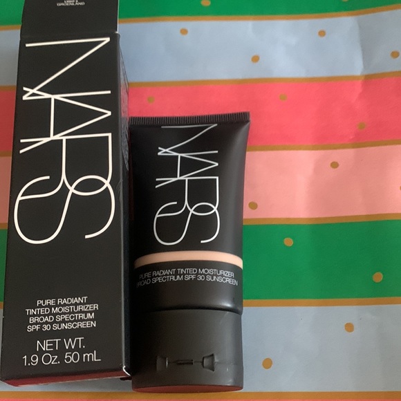 Nars - Picture 5 of 6